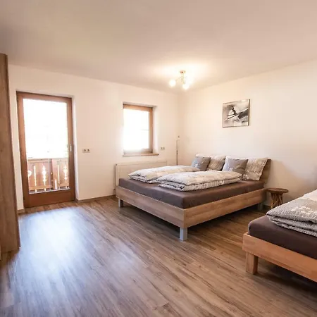 Apartments Wimpissinger Uderns Exterior photo